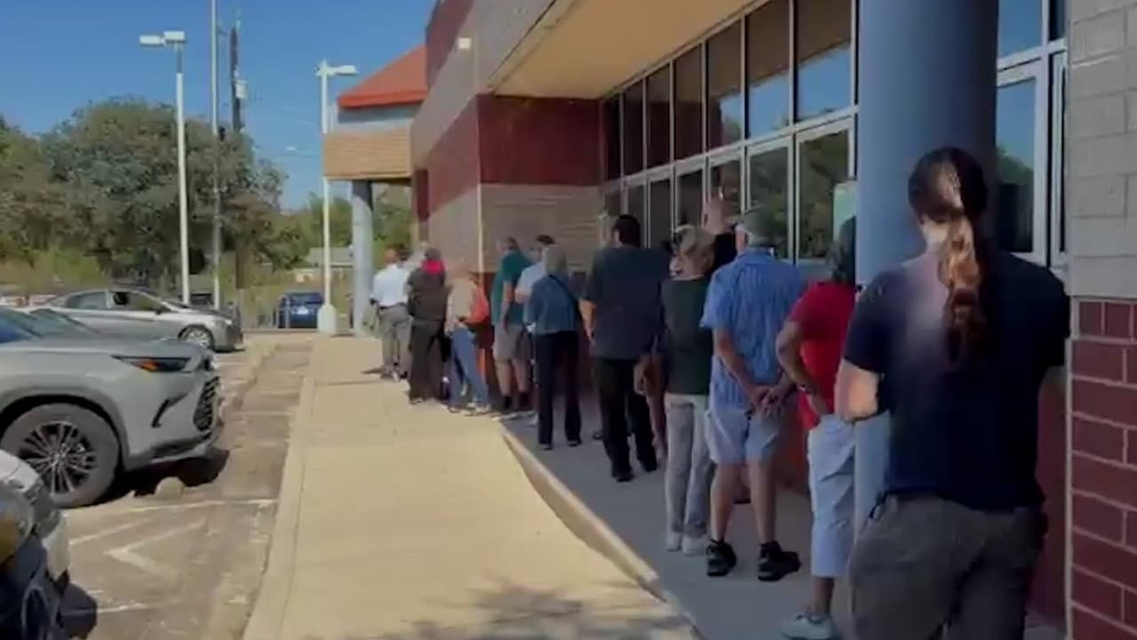 Votación anticipada en Texas registra casi 30 mil votos en el primer día en el Condado Bexar