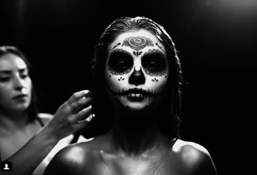 Ese es un resurgimiento para la carrera de Selena Gomez, quien en su tour al parecer rescatará sus raíces mexicanas.