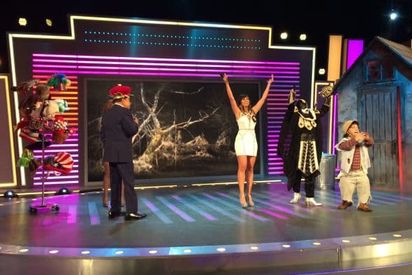 Vanessa de Roide, Aleyda Ortiz, Alina Robert, Ivanna Rodriguez, Zoila Ceballos y Aly Villegas compitieron para ser la Reina del Chacal