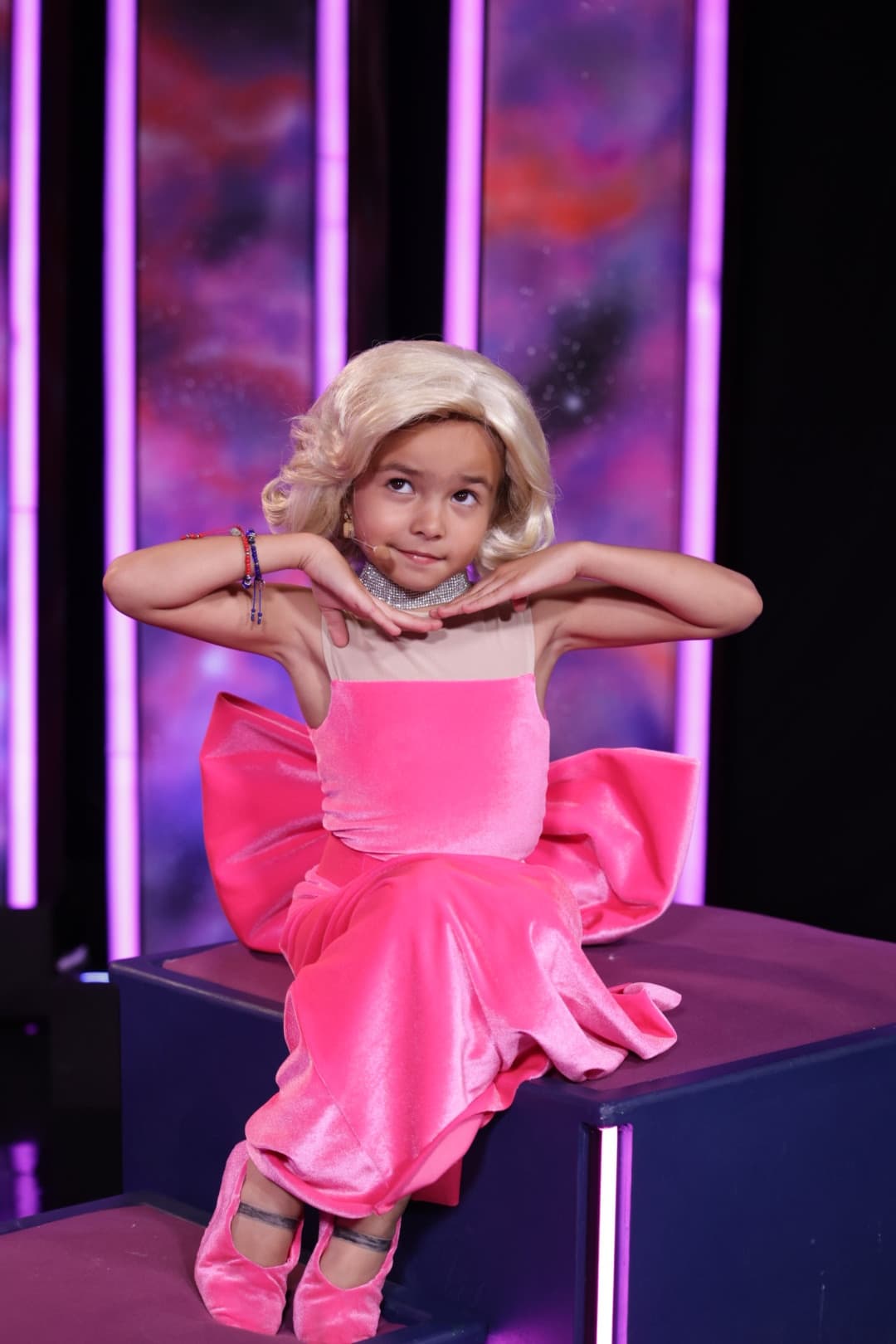 <b>Nathalie</b> es una pequeña de cinco años de edad, originaria de Fontana, California. Su sueño es montar una cafetería para su mamá y así tener un lugar donde vender sus galletas.