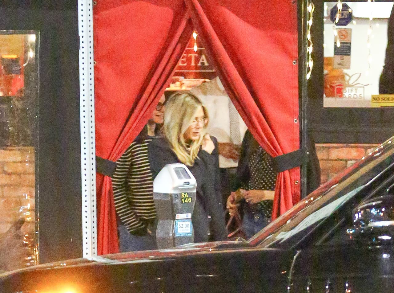 Vistieron muy informales para su reunión.