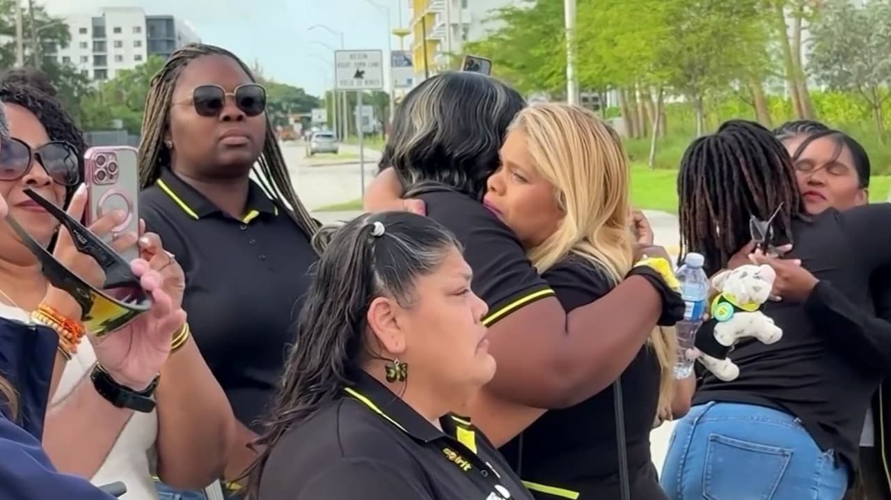 Frustración e incertidumbre de trabajadores de Spirit en Fort Lauderdale