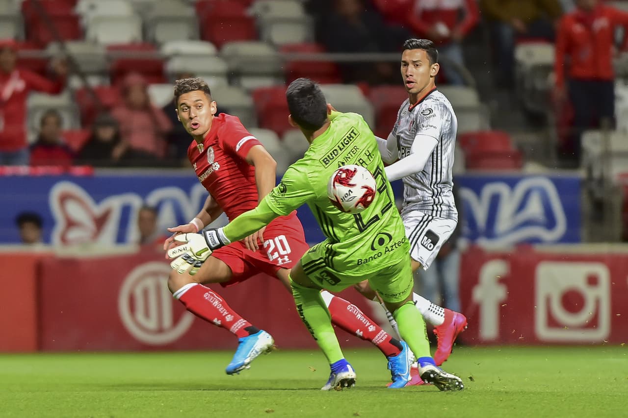 Estrada (17’) abrió el marcador para los locales. Correa (28’) y Conti (49’) dieron la vuelta al partido y Diego Rigonato (77´) empató el encuentro. Lorenzo Reyes de Atlas falló en la tanda de penales.