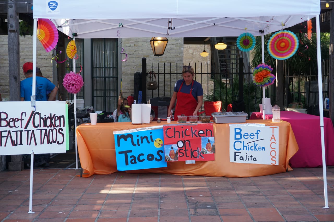 Ram Herrera, Los Banger Broz and Jorge Alejandro took the stage inside La Villita.