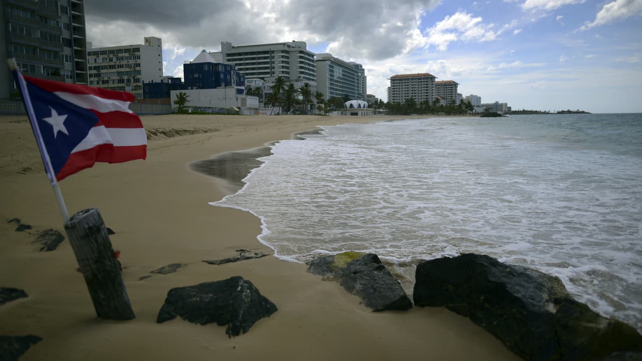 José Luis Dalmau propone cerrar la Isla por 14 días para frenar el alza del covid-19