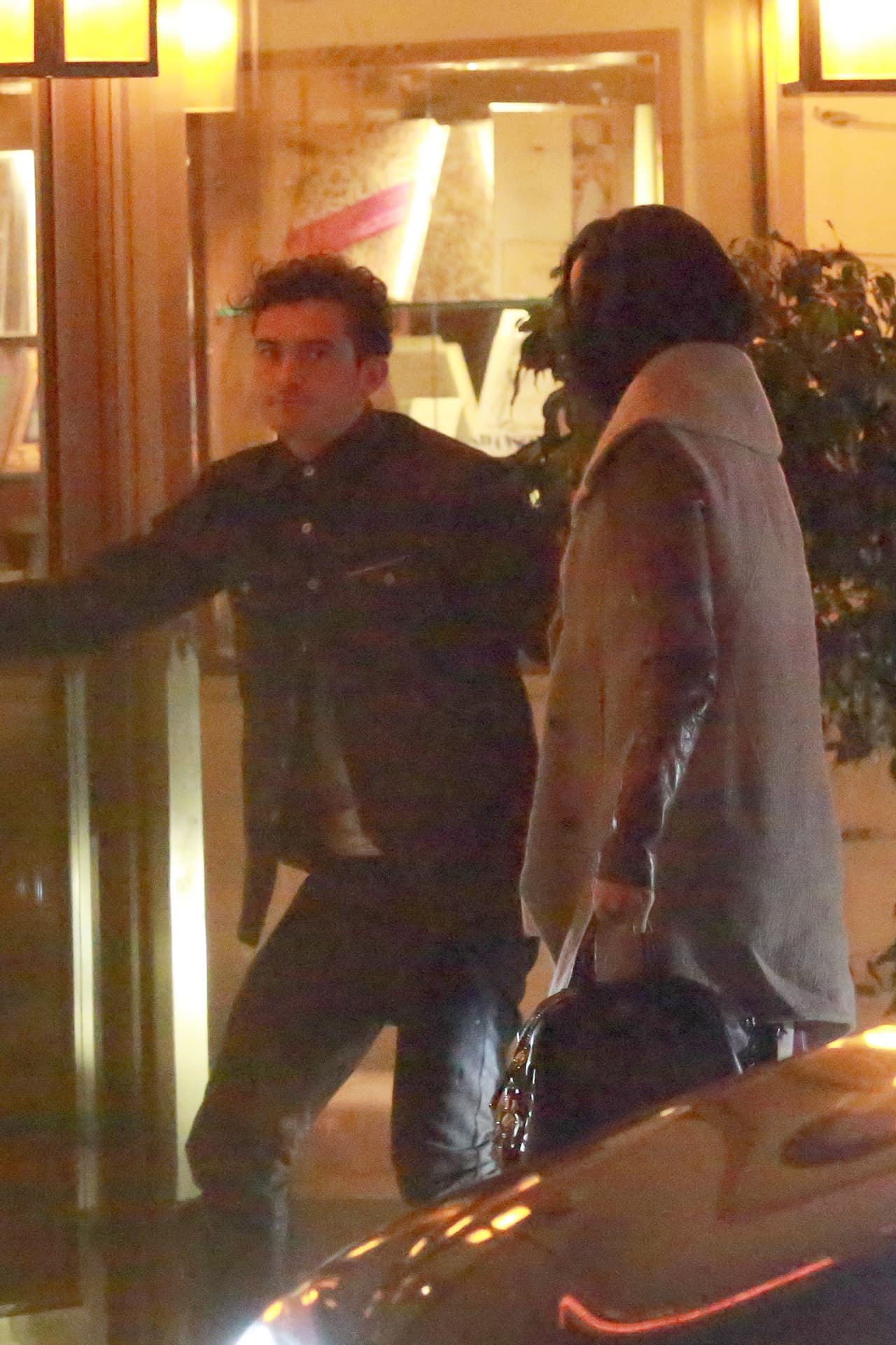 Orlando no deja de mostrarse protector con la intérprete.