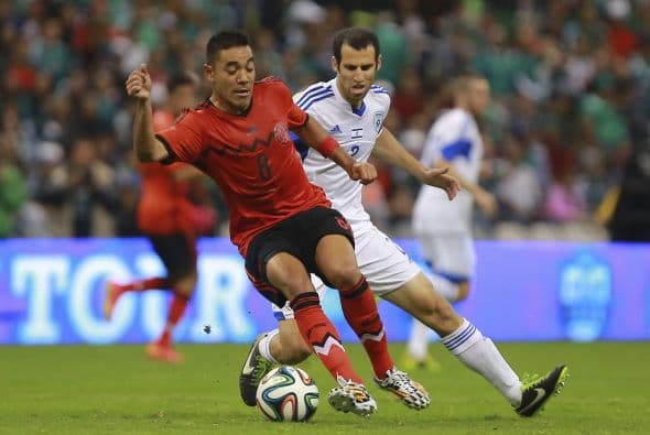 Además de Qatar, Fabián de la Mora sonó en el balompié de Arabia Saudita. Los medios mexicanos inflaron los comentarios ya que nunca se supo a ciencia cierta el "equipo" interesado.