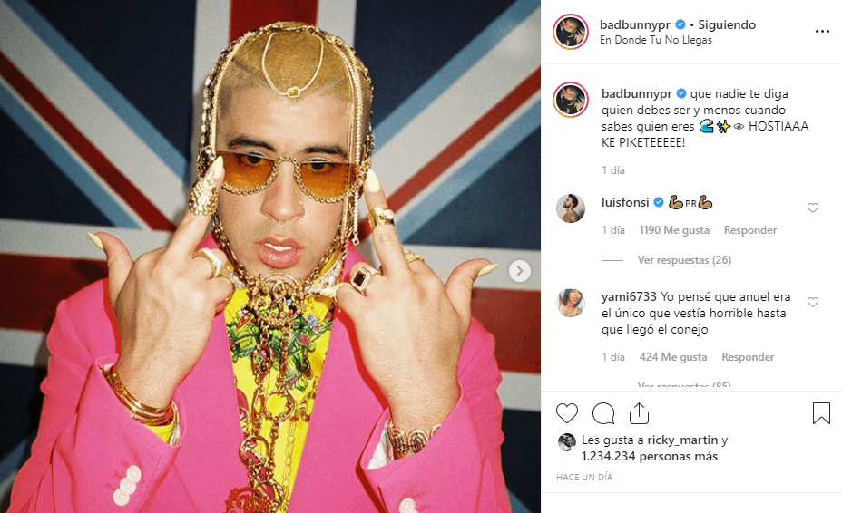 Aunque no son tan largas como las uñas de Karol G, destacan por su color amarillo.