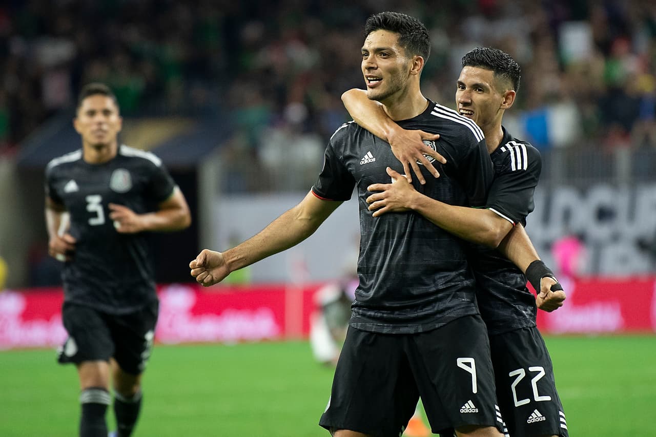 Adicionalmente, Raúl Jiménez lleva 16 goles en el 2019, dos menos que el mexicano más anotador en el año, Carlos Vela.