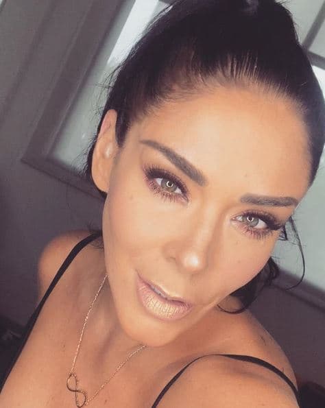 "[...] Es increíble cómo podemos descuidarnos hasta el punto de no poder ver lo que estamos haciendo con nosotros mismos... ¡Hoy me amo más que nunca! Si yo puedo, tú también. Todo es cuestión de querer y quererte mucho.", finalizó en su mensaje.