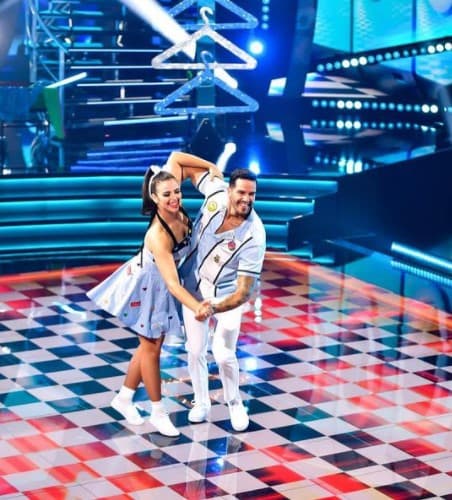 Nuestro chef Yisus fue el foco de las miradas, y con muy altas expectativas, fue el cuarto participante de la noche en la tercera gala del reality show.