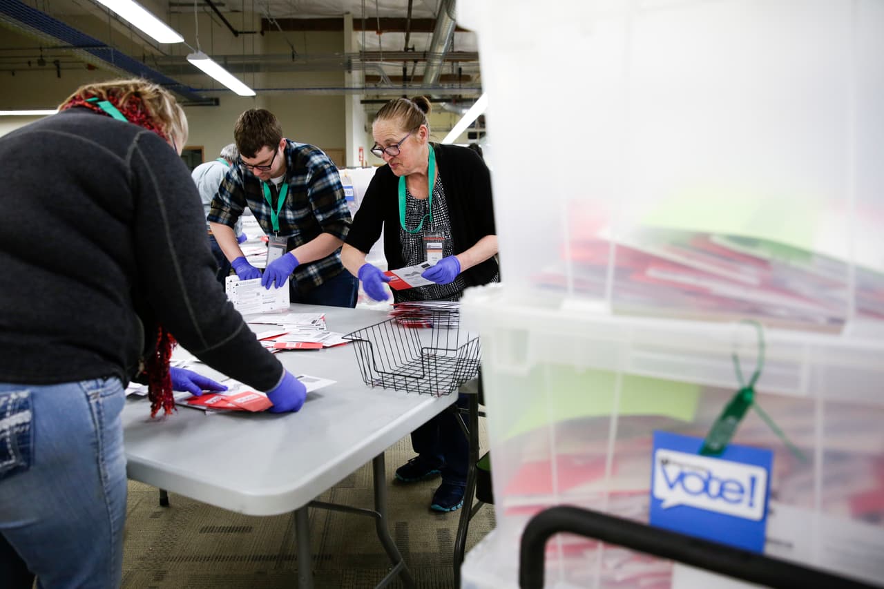 Más de 1.46 millones de demócratas se han inscrito para votar por correo en Florida a pesar de Trump