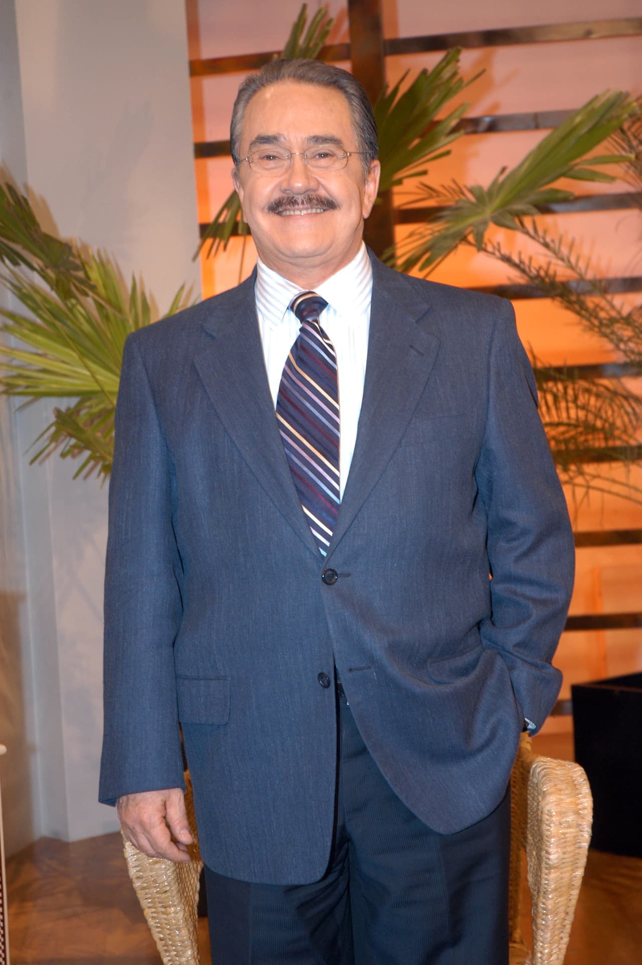 Las redes sociales hacen viral a cualquier personaje, desde la afamada quinceañera Rubí, hasta el periodista de espectáculos mexicano Pedro Sola, quien se hizo viral por equivocarse en una mención dentro del programa 'Ventaneando'.