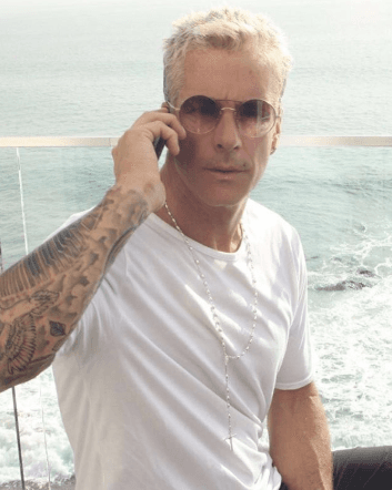 En entrevista para el programa 'Ventaneando' durante su participación en dicha marcha, el venezolano comentó: "No debería existir ningún tipo de discriminación en nada",