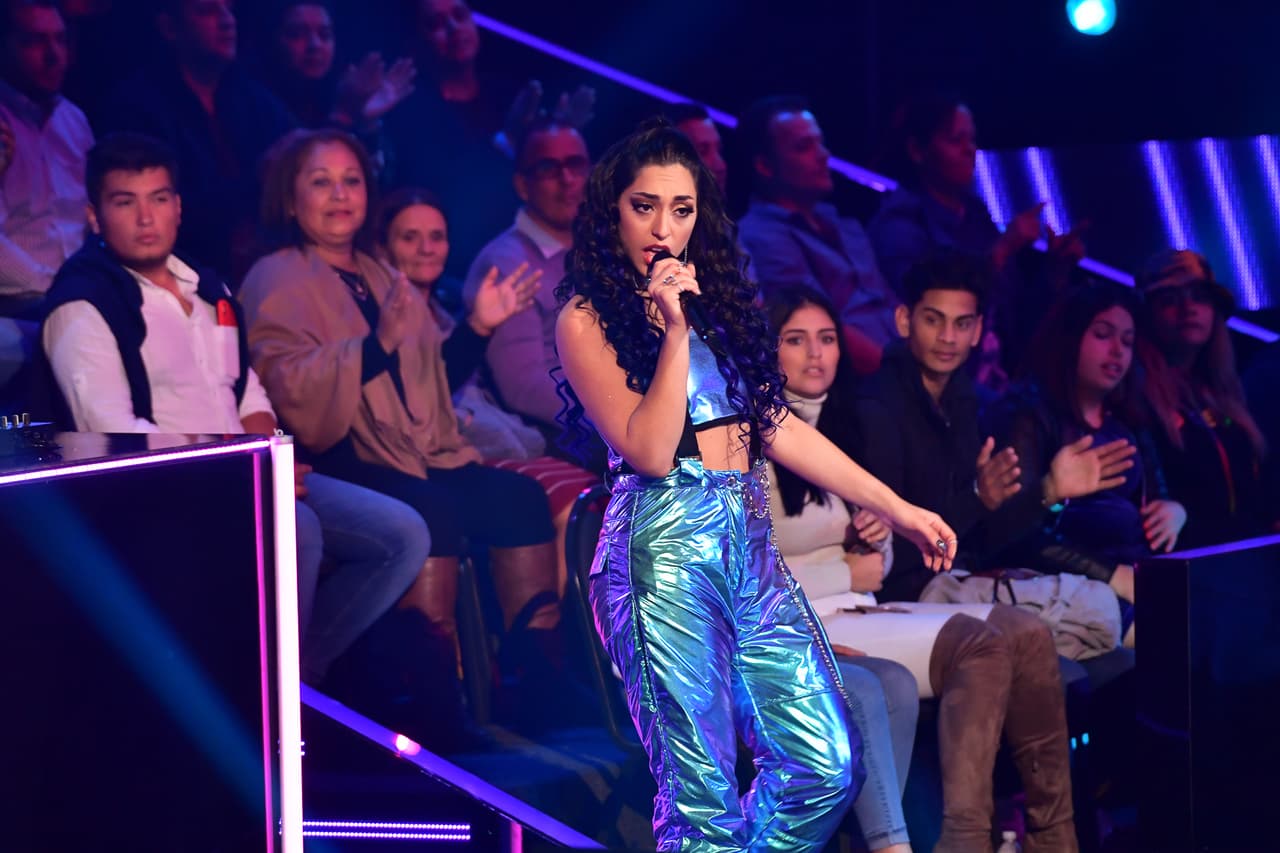 Las finalistas de Reina de la Canción comparten el escenario con cuatro talentos latinos (FOTOS)