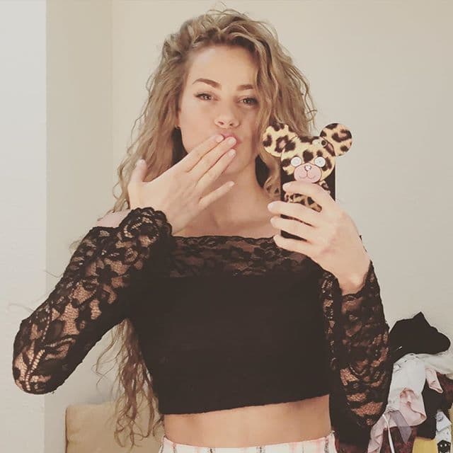 Candela está decidida a construir una sólida carrera en las telenovelas.