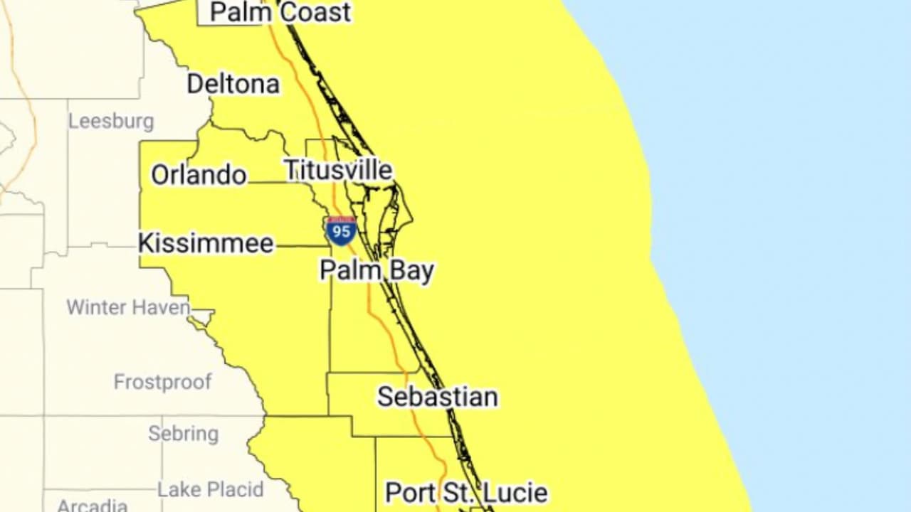 Extienden vigilancia por tornados en varios condados de Florida tras el avance del huracán Ian