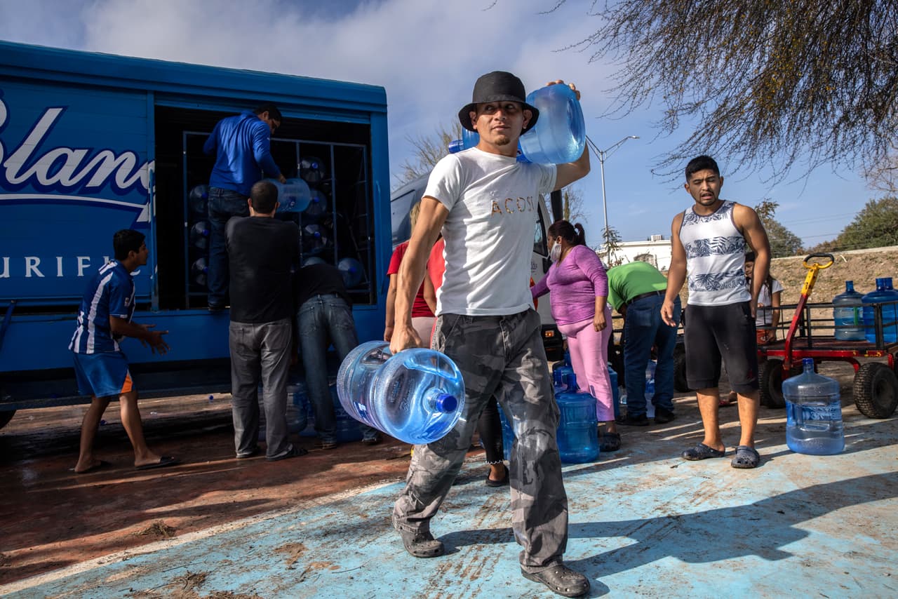 Algunos describen el campamento de inmigrantes de Matamoros como 
<b>un espacio insalubre en el que es muy difícil la convivencia</b>. Sin embargo, otros como el cubano Joel Fernández, entrevistado por el diario Milenio, afirma que 
<a href="https://www.milenio.com/estados/migrantes-confian-en-que-entraran-pronto-a-estados-unidos" target="_blank">"en este tiempo hemos aprendido a convivir</a>, a hacernos hermanos unos y otros y sufrir el dolor de la persona que está a tu lado".