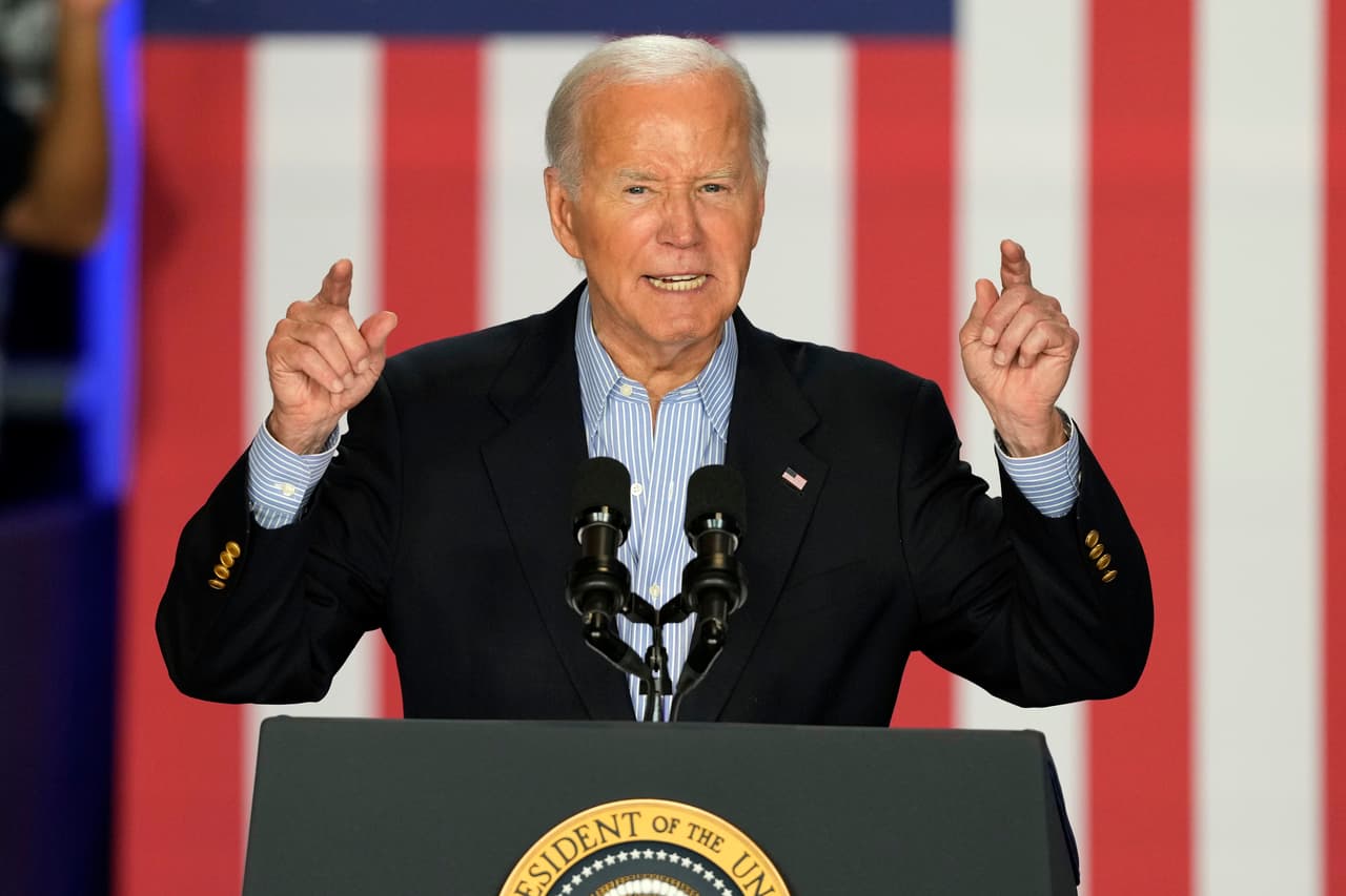 Biden sigue firme en buscar otro mandato, pero crecen las voces que dudan que pueda ganarle a Trump