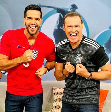 Las apuestas no podían faltar por el encuentro entre Estados Unidos y México. Alan y Yisus están listos para salir a la calle en pañal si su equipo no sale triunfador.