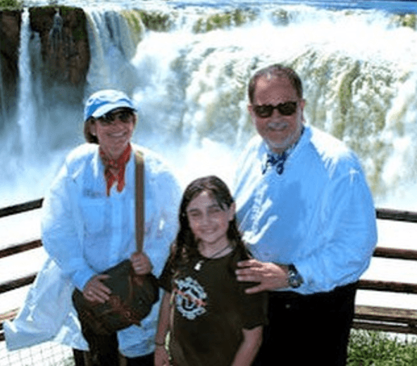 El conductor de "El Gordo y la Flaca" ha comentado que Mia empezó a viajar desde que tenía dos años de edad.