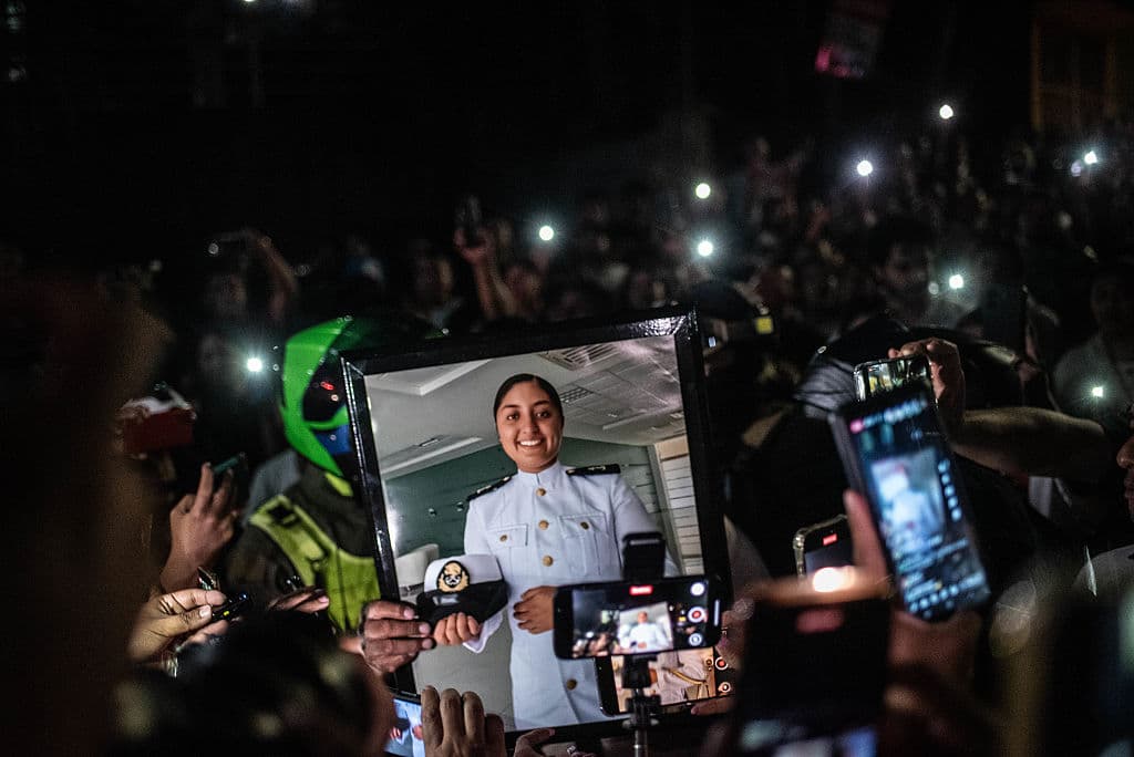 <b>"¡Arriba la cadete Sánchez!"</b>, gritaban en las calles cercanas al hogar de la familia, en la colonia Emiliano Zapata de Xalapa.