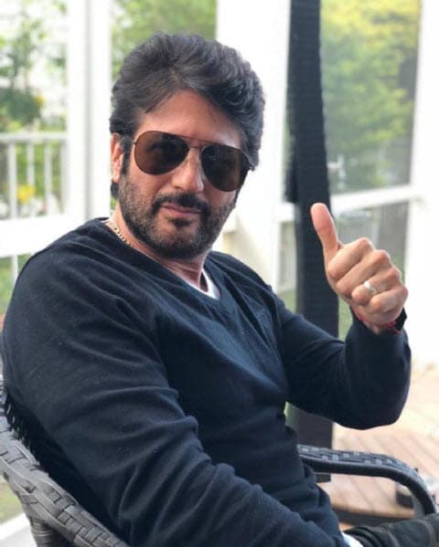 "Después de eso vino el proceso de poder entendernos, porque llegó un momento en que 
<b><a href="https://www.univision.com/shows/primer-impacto/bobby-larios-asegura-que-niurka-marcos-y-juan-osorio-van-a-regresar-video" target="_blank">éramos como niños chiquitos</a> </b>con tanto monstruo arriba de otros", contó Larios. En la charla admitió que después se enamoraron y vino el matrimonio.
<br>