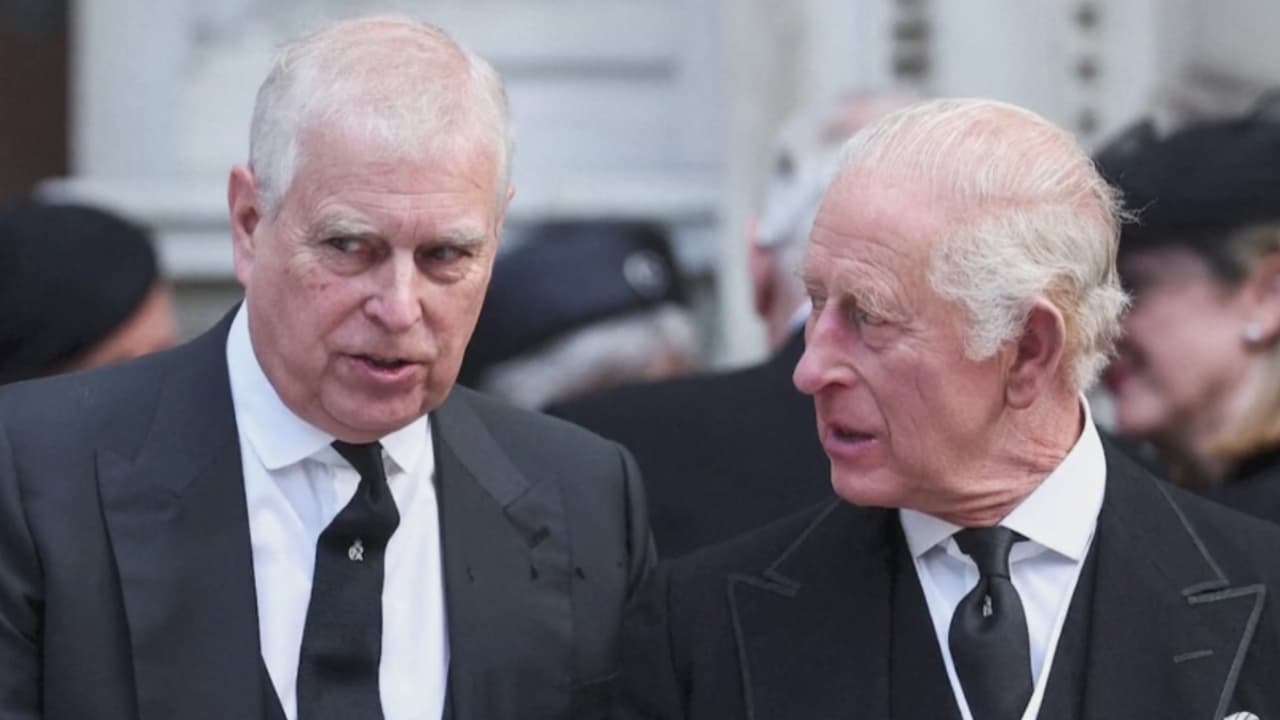 El Rey Carlos III colaborará con autoridades británicas en la investigación contra su hermano, el expríncipe Andrés