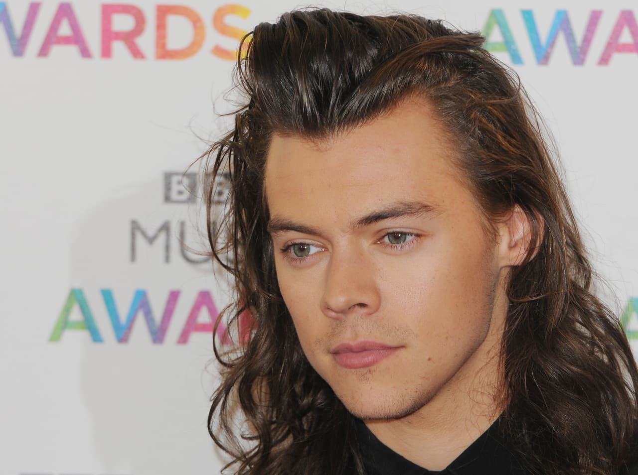 Harry Styles se corta el cabello y su 'fandom' está de duelo