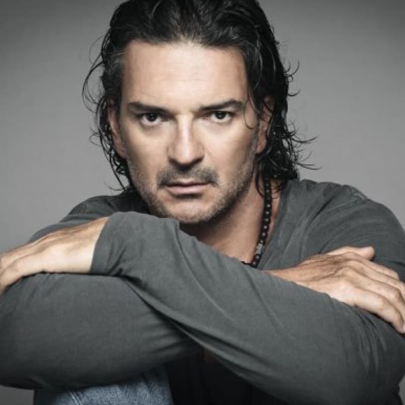 <b>2015 - Ricardo Arjona. </b>Hace unas semanas celebró sus primeros 2 millones de seguidores en Instagram, sigue más vigente que nunca.
