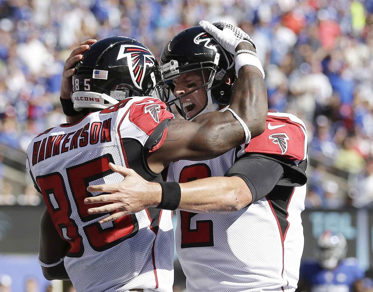 Los Atlanta Falcons regresaron de 10 puntos de desventaja en el último cuarto y mantuvieron el invicto al derrotar como visitantes 24-20 a los Giants.