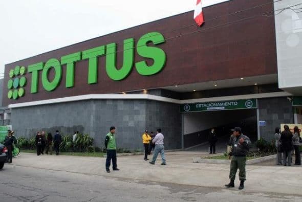 16. TOTTUS. En 160 millones de dólares valoran el precio de esta cadena chilena de tiendas de autoservicio. (Imagen tomada de Twitter).