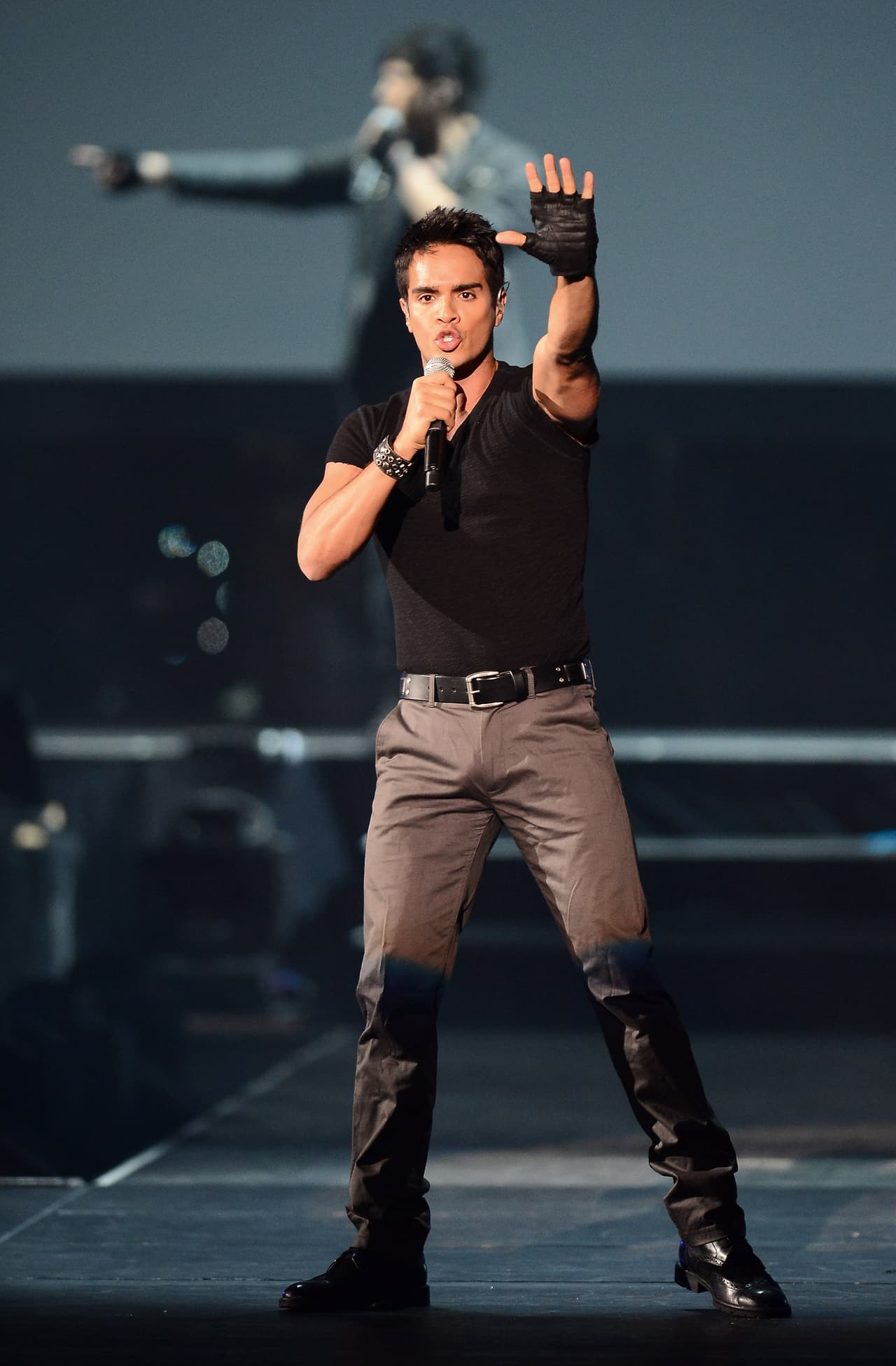 Ektor Rivera logró presentarse en el show en vivo de '¡Q'Viva! The Chosen' el 26 de mayo de 2012 en el Mandalay Bay Resort de Las Vegas.