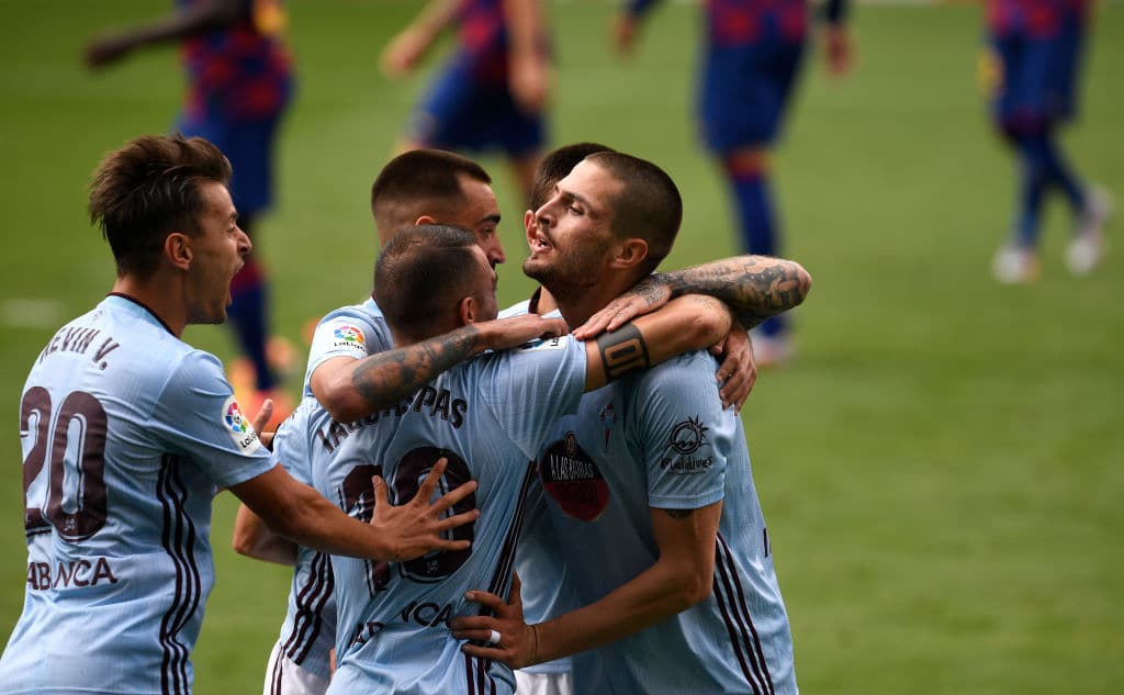 Tras un descuido del Barcelona, el ruso Fedor Smolov no perona y empata el partido.