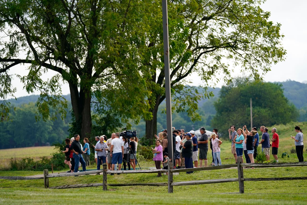 Alrededor de la 1:00 de la mañana del 13 de septiembre, una aeronave de la DEA detectó una 
<b>imagen térmica y así comenzó un cerco en tierra.</b>