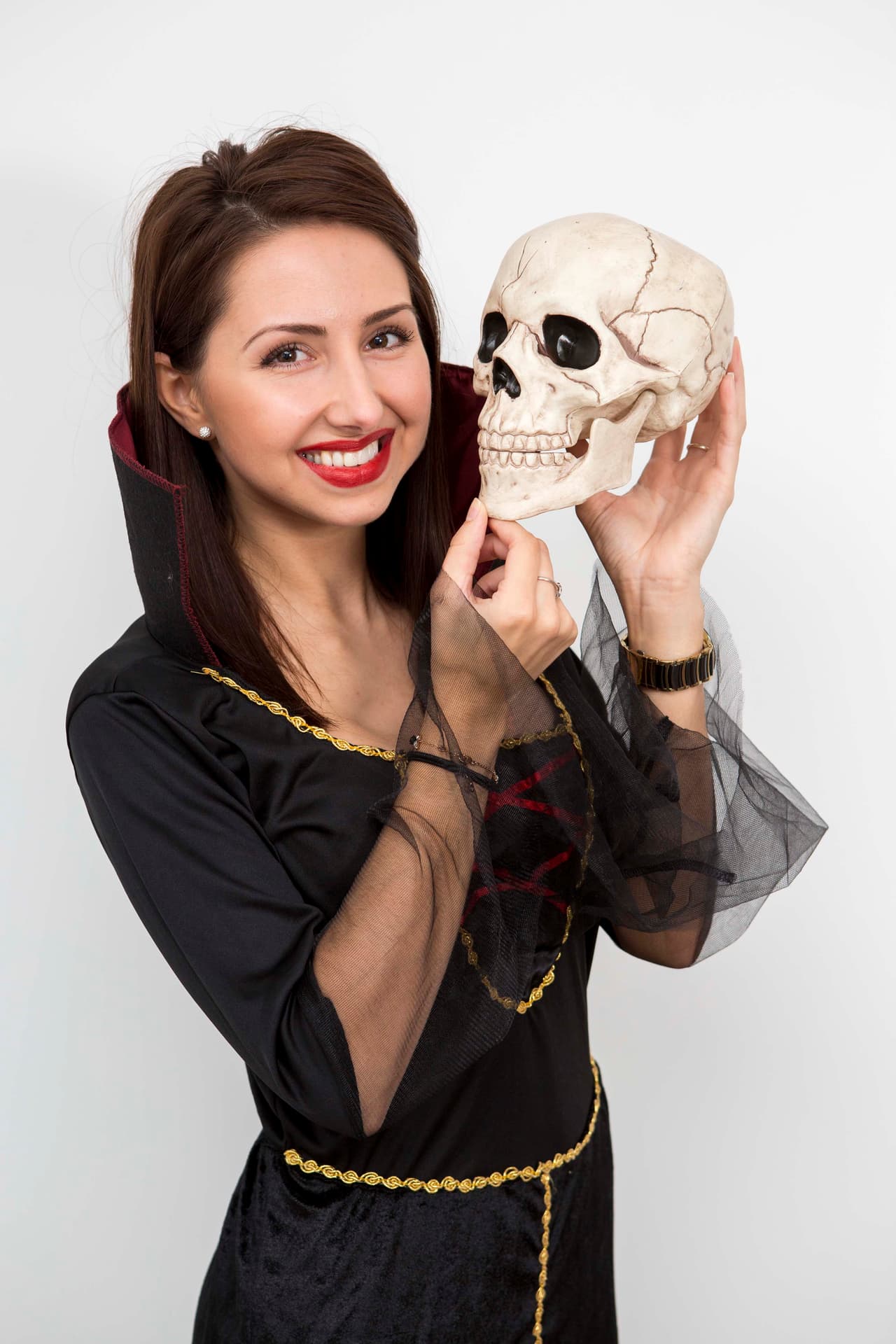 Te presentamos a Maria, la joven que vive Halloween… ¡nueve meses!