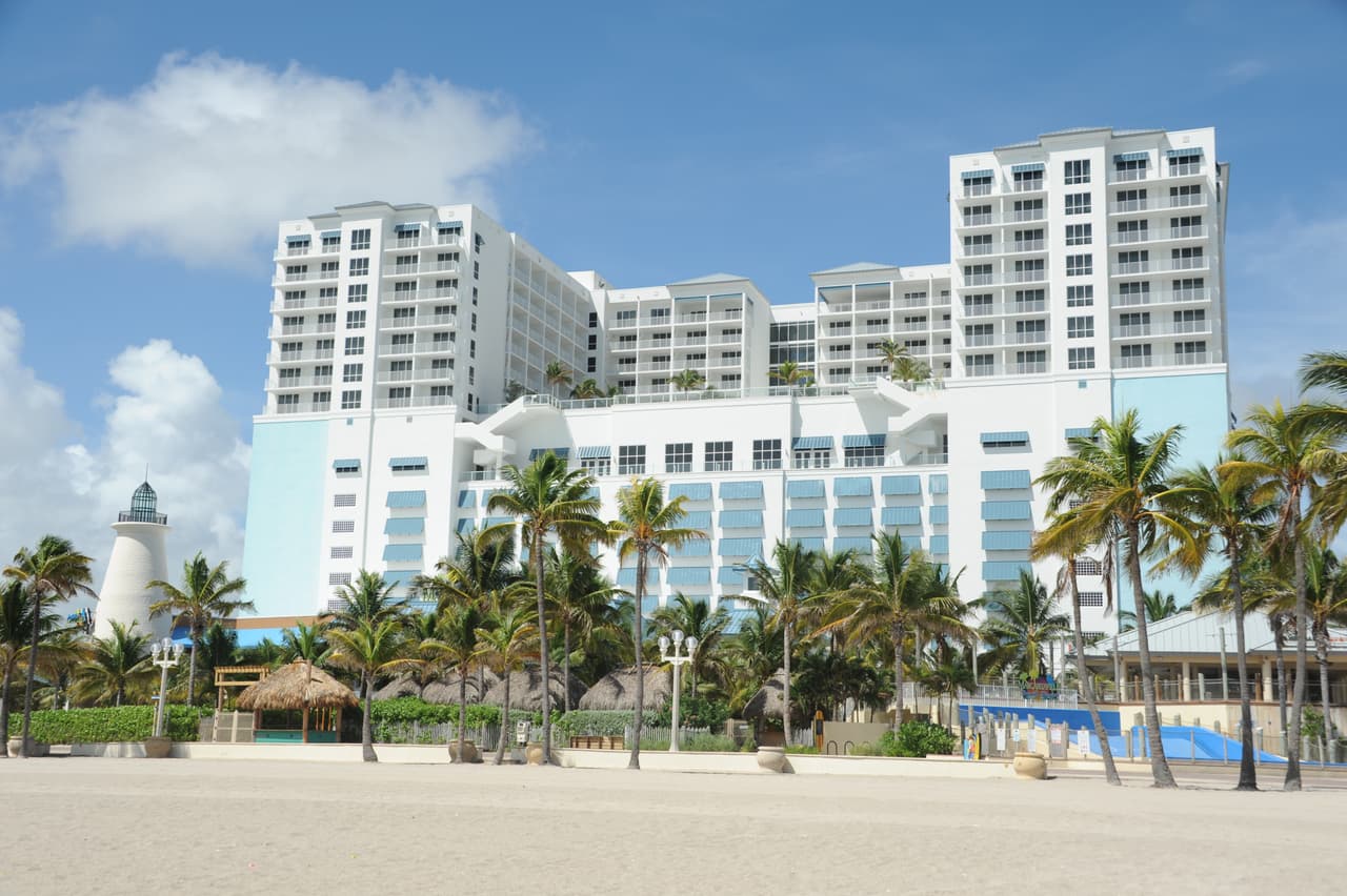 Este local de Margaritaville en Hollywood Beach Resort cerró antes de la llegada del huracán Irma en Hollywood Beach, al norte de Miami.