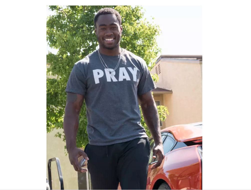 Seguimos con 
<b>Brandin Cooks, receptor abierto,</b> quien acaba de ser confirmado por cinco temporadas con Los Ángeles Rams.