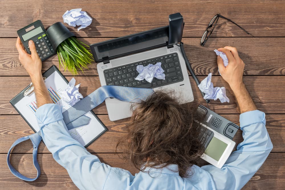 El plenilunio excita tu imaginación y te dispara con gran entusiasmo, no obstante, deberás ser cuidadoso y no aceptar más responsabilidades de las que puedes asumir sobre todo a partir de hoy que comienza un nuevo ciclo lunar.