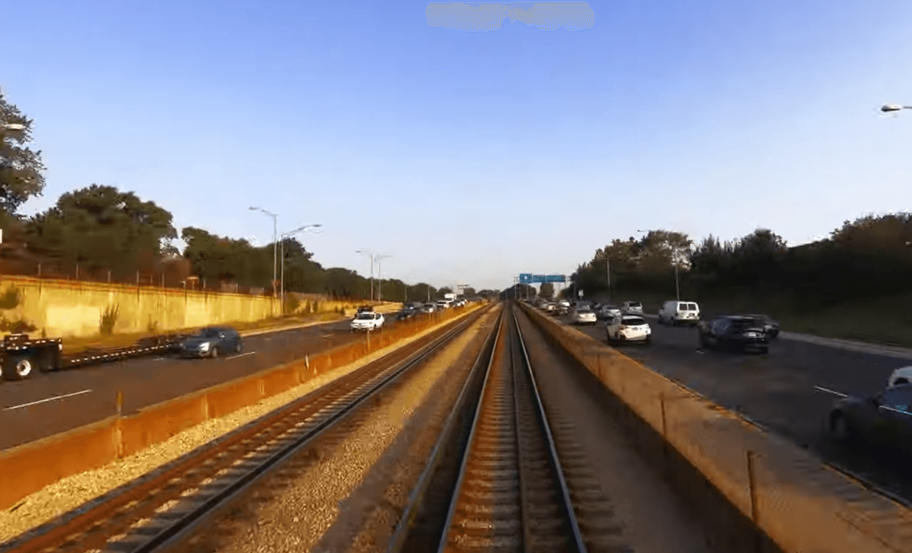 El presidente Trump en su cuenta de Twitter anunció que a través del Departamento de Transporte de los Estados Unidos, 817 millones de dólares serán destinados para la CTA para ayudar a mantener la operación del sistema. Un sistema que por la cuarentena ha visto una significativa reducción en sus ingresos ante la disminución de pasajeros.