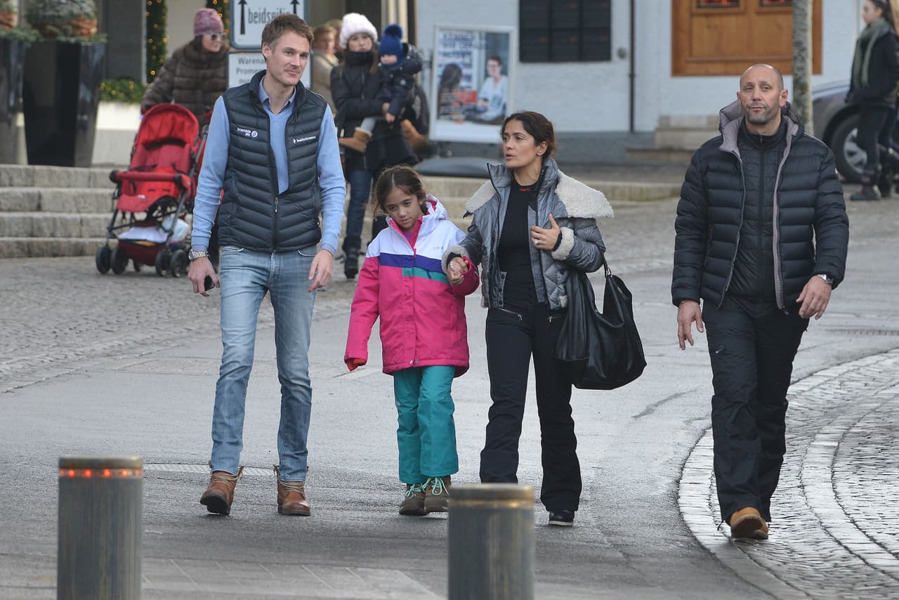 Muy temprano se le vió recorrer las calles de Suiza.