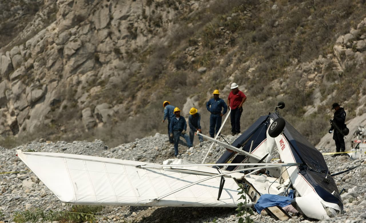 Cuatro personas murieron por el desplome de una avioneta en Chihuahua, México