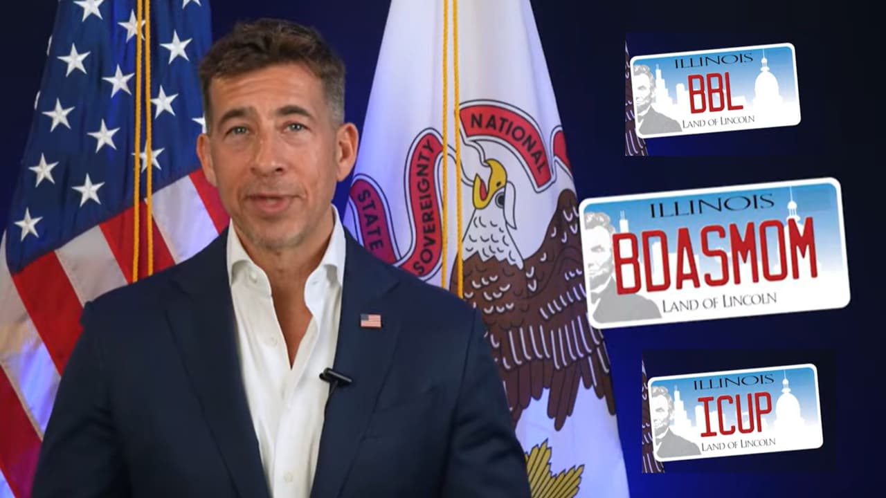 Blasfemias, doble sentido o referencia de mal gusto: estas son algunas de las placas rechazadas en 2025