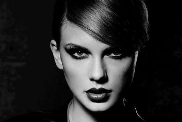 Forbes destaca la aparición de Taylor Swift en esta lista, pues es la más joven de las 100 mujeres que figuran.