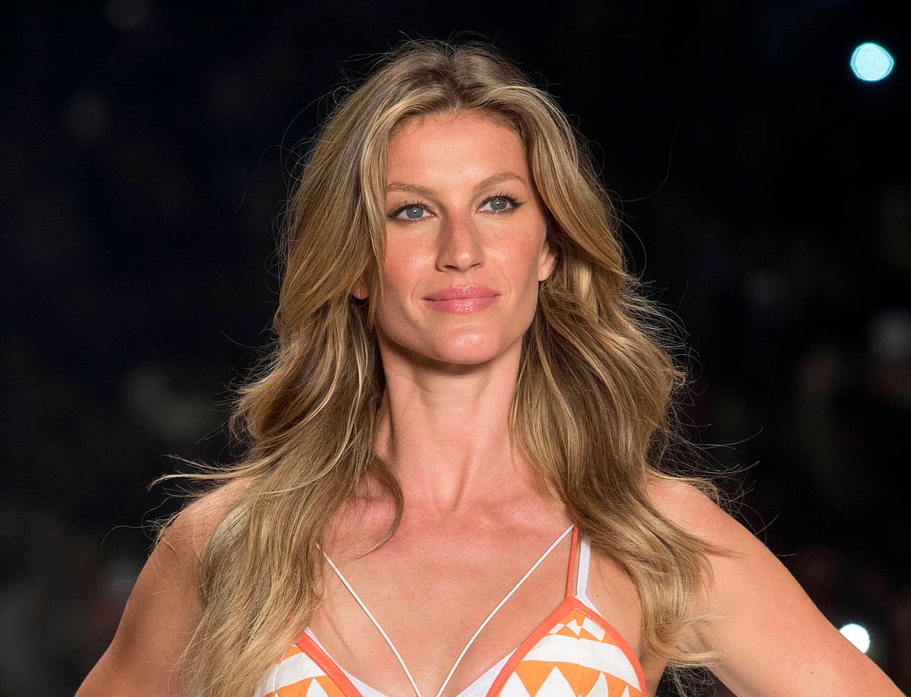 La supermodelo Gisele Bundchen se enfrenta al nuevo gobierno de Brasil por la deforestación de la Amazonía