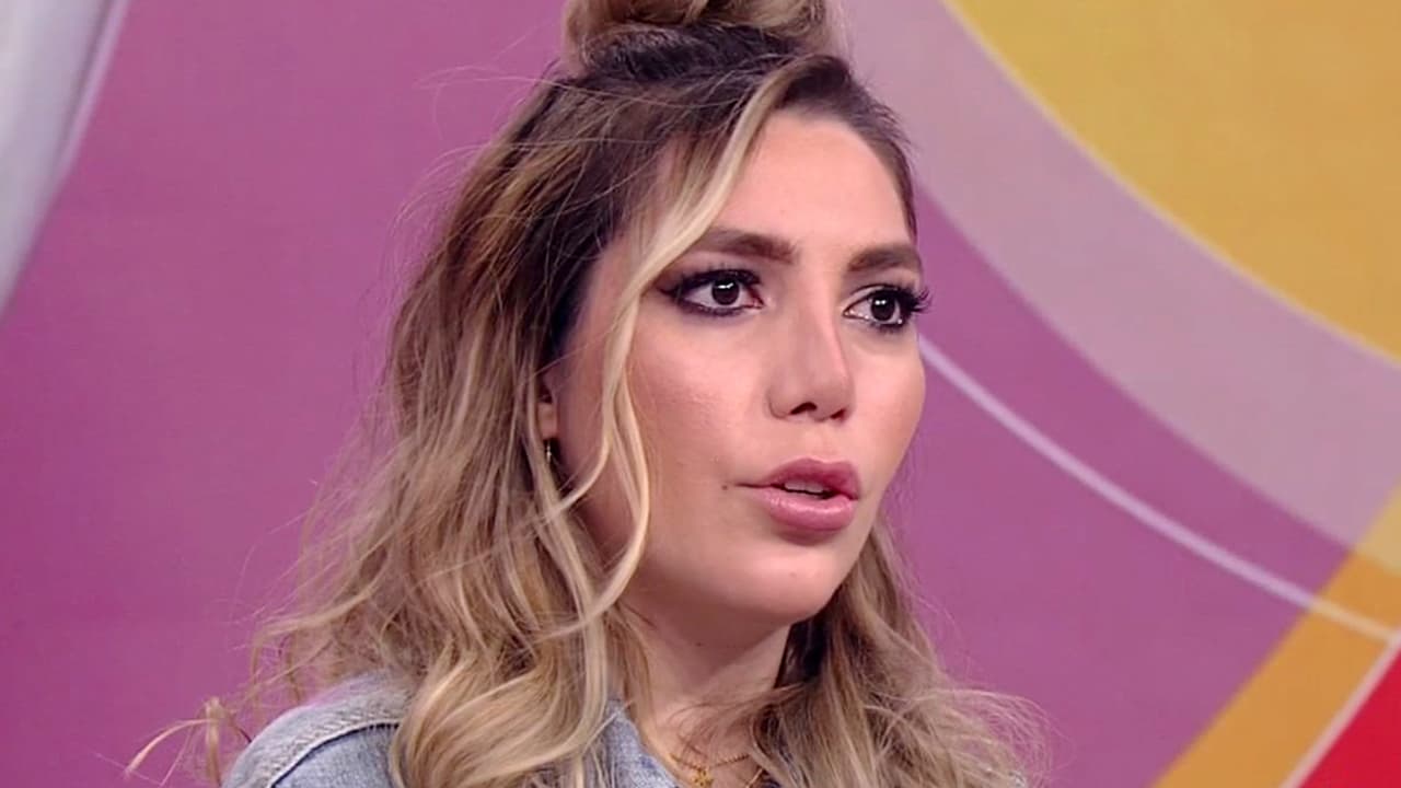 El lunes siguiente, Frida Sofía expresó su postura. Rechazó que su madre fuera "emboscada" y alegó que la roquera tuvo la opción de colgar o no contestar la llamada que se le hizo en televisión. Por parte del matutino de Univision, se aseguró que 
<b><a href="https://www.univision.com/shows/despierta-america/despierta-america-responde-las-quejas-de-alejandra-guzman-tras-su-reencuentro-con-frida-sofia-video" target="_blank">"nunca se le engañó"</a></b> a Alejandra Guzmán.
