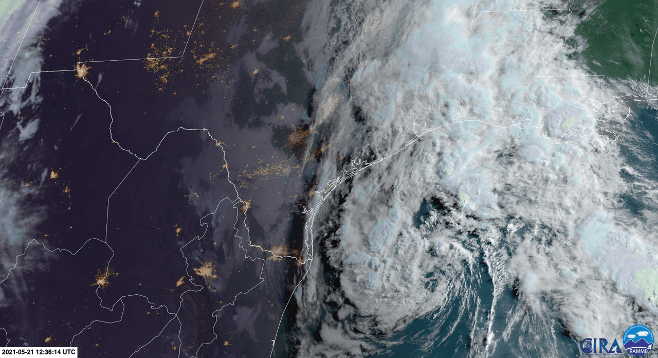 Sistema que está en el Golfo de México dejará lluvias sobre el centro-sur de Texas