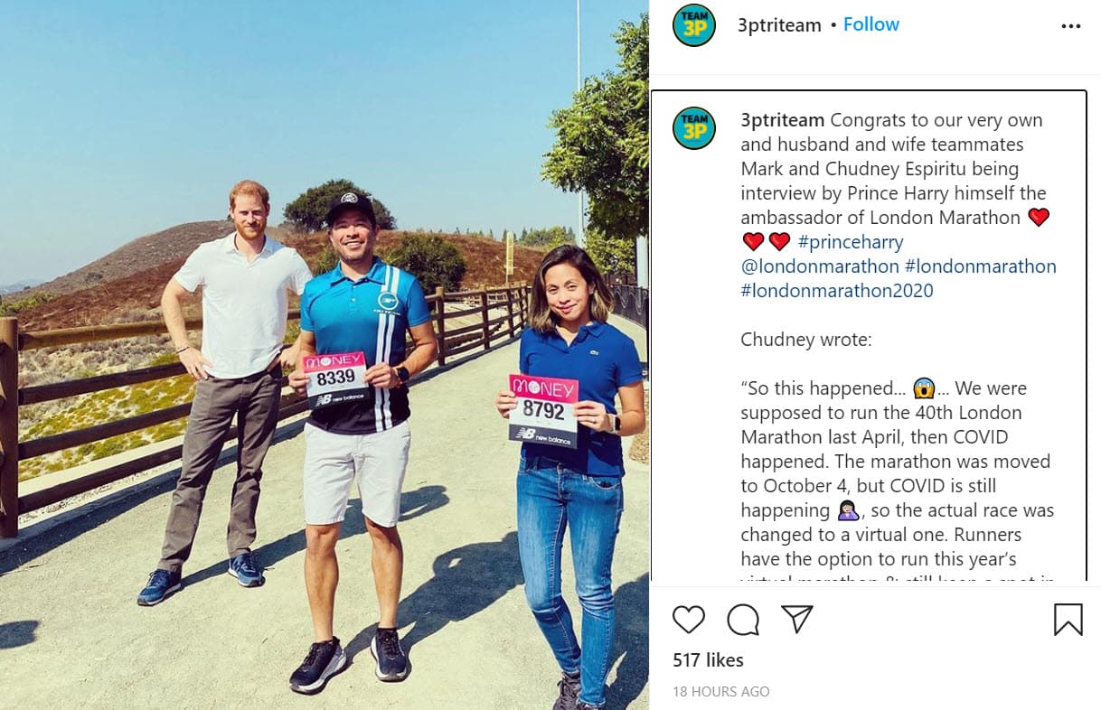 "¡Descubrimos que el embajador era el duque de Sussex! ¡El príncipe Harry!. Es tan relajado y con los pies en la tierra. De hecho, preguntó si estaba bien que nos sentáramos en el suelo. La entrevista fue más como una charla con un amigo. ️Qué experiencia fue esta. Nunca me imaginé charlando con el príncipe Harry. 
<b><a href="https://www.univision.com/famosos/no-hay-mejor-manera-el-principe-harry-celebro-su-cumpleanos-de-forma-muy-especial-junto-a-meghan-markle-fotos" target="_blank">Nunca olvidaré este día</a></b>”, escribió junto a esta foto en la que aparece junto al marido de Meghan Markle. La imagen fue publicada por el equipo de Mark y Chudney Espiritu el sábado 3 de octubre. 
<br>