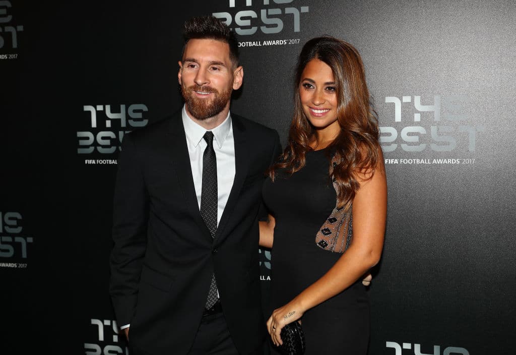 Antonella Rocuzzo y el futbolista Lionel Messi.