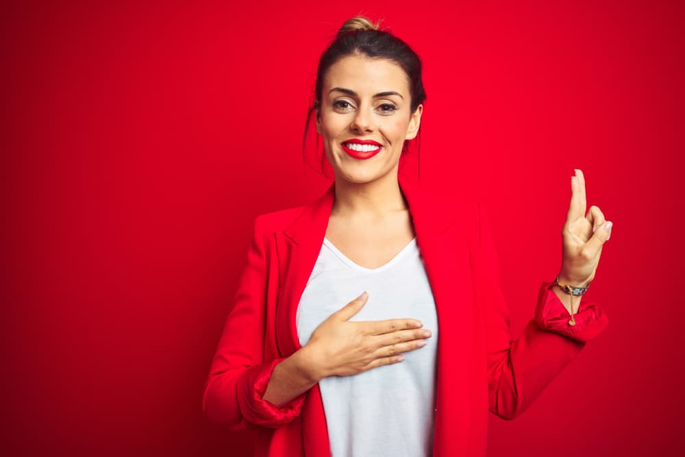 En fin, todo eso, y con Venus en tránsito precisamente, por ese signo como regalo cósmico, la lealtad es la palabra de orden.